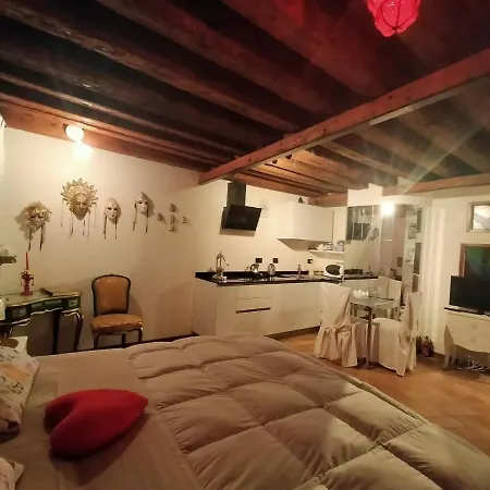 Ai Leoni Apartment Venedig
